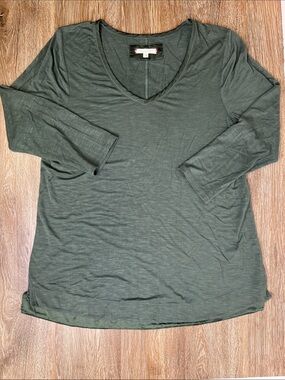Anthropologie Pure + Good Olive Green V-Neck Long Sleeve Tee Top Size Large